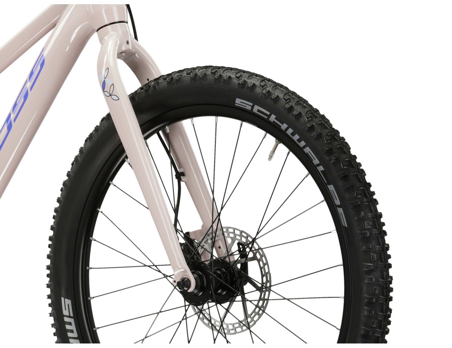 Aluminiowa rama, sztywny aluminiowy widelec oraz opony SCHWALBE SMART SAM o szerokości 2,45 cala w rowerze juniorskim dziewczęcym górskim Kross Lea JR 2.0 