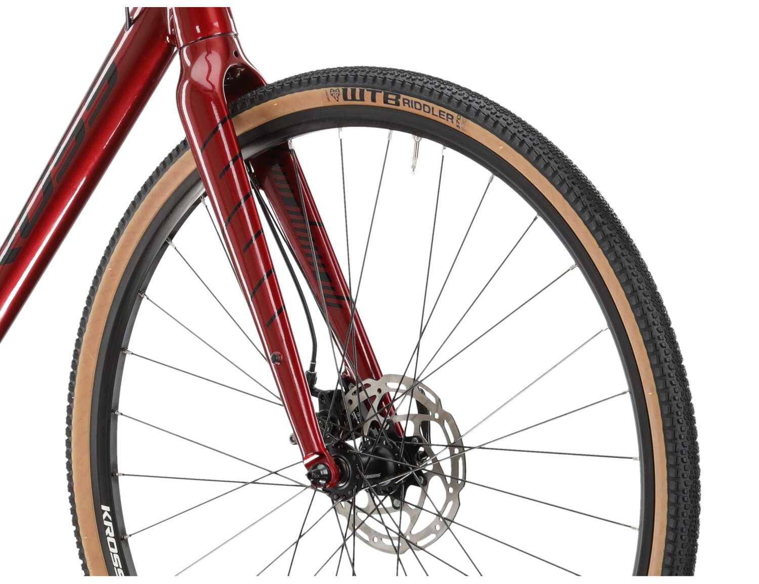  Aluminiowa rama, sztywny aluminiowy widelec oraz opony w rowerze gravelowym KROSS Esker 2.0 