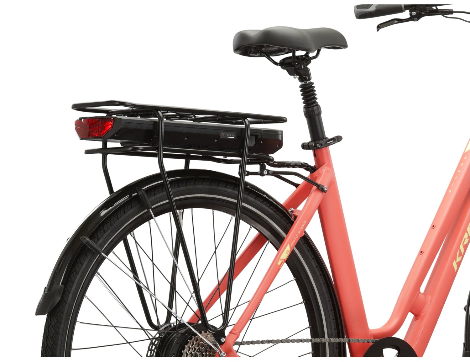 Zamontowana na bagażniku bateria Phylion o pojemności 504 Wh w elektrycznym rowerze miejskim Ebike City KROSS Sentio Hybrid 2.0 504 Wh 