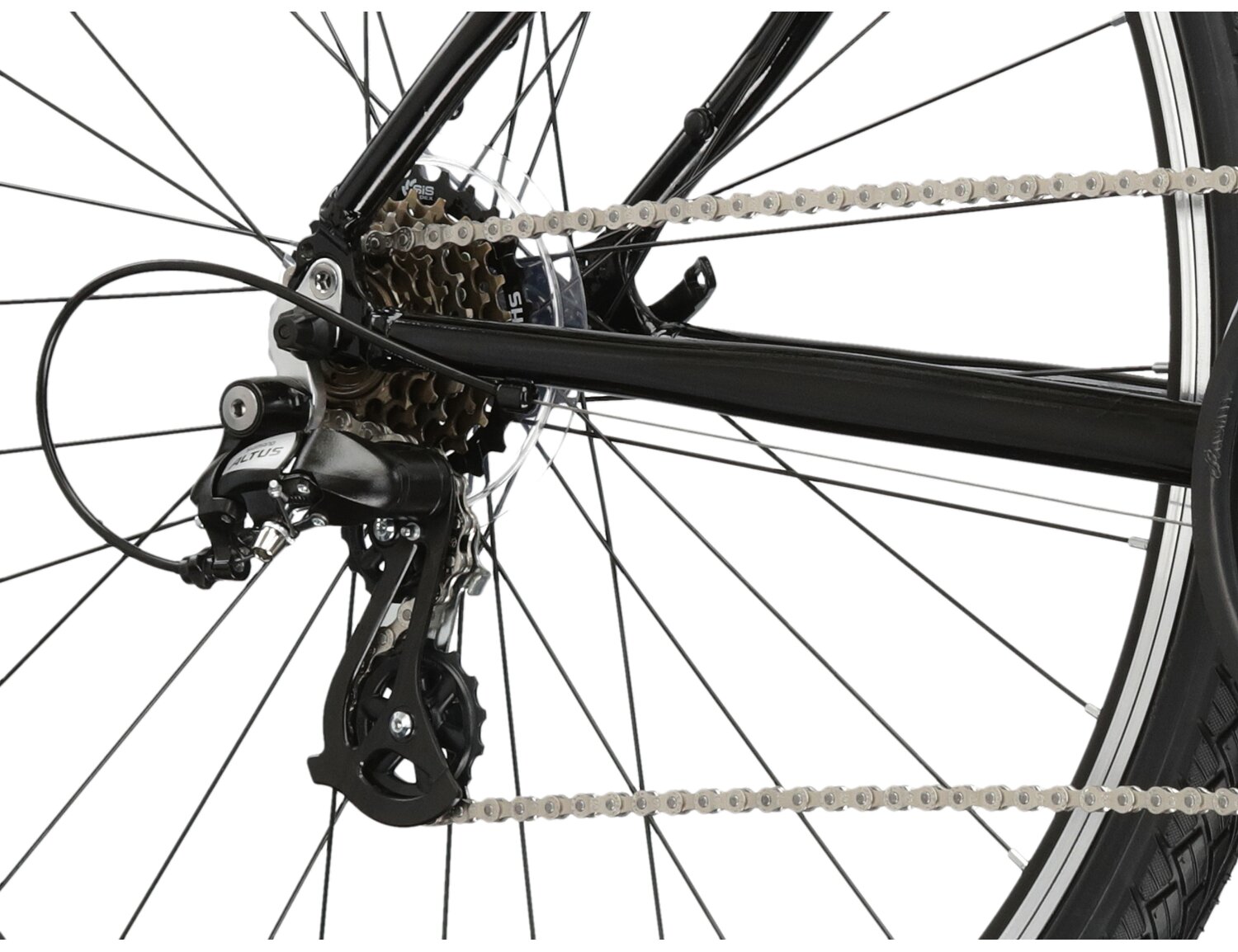  Tylna siedmiobiegowa przerzutka Shimano Altus M310 oraz hamulce v-brake w rowerze crossowym KROSS Evado 2.0 