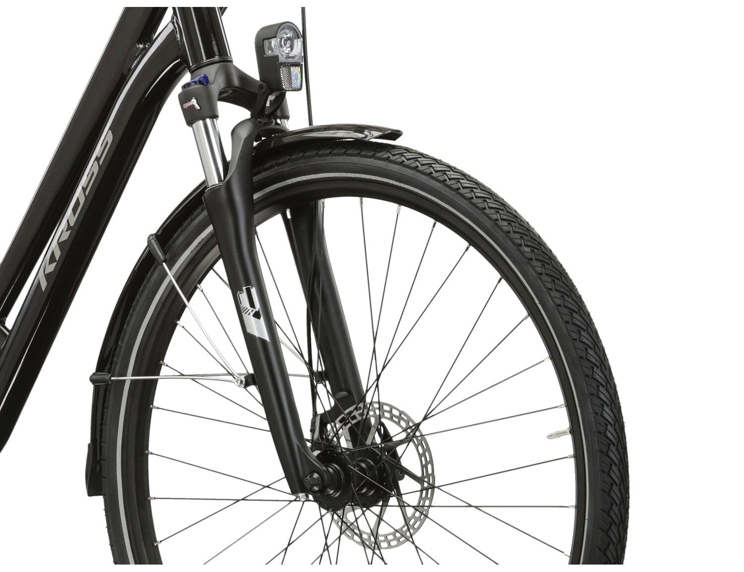 Aluminowa rama, amortyzowany widelec SR SUNTOUR NEX HLO o skoku 63mm oraz opony w elektrycznym rowerze miejskim Ebike City KROSS Sentio Hybrid 1.0 504 Wh 
