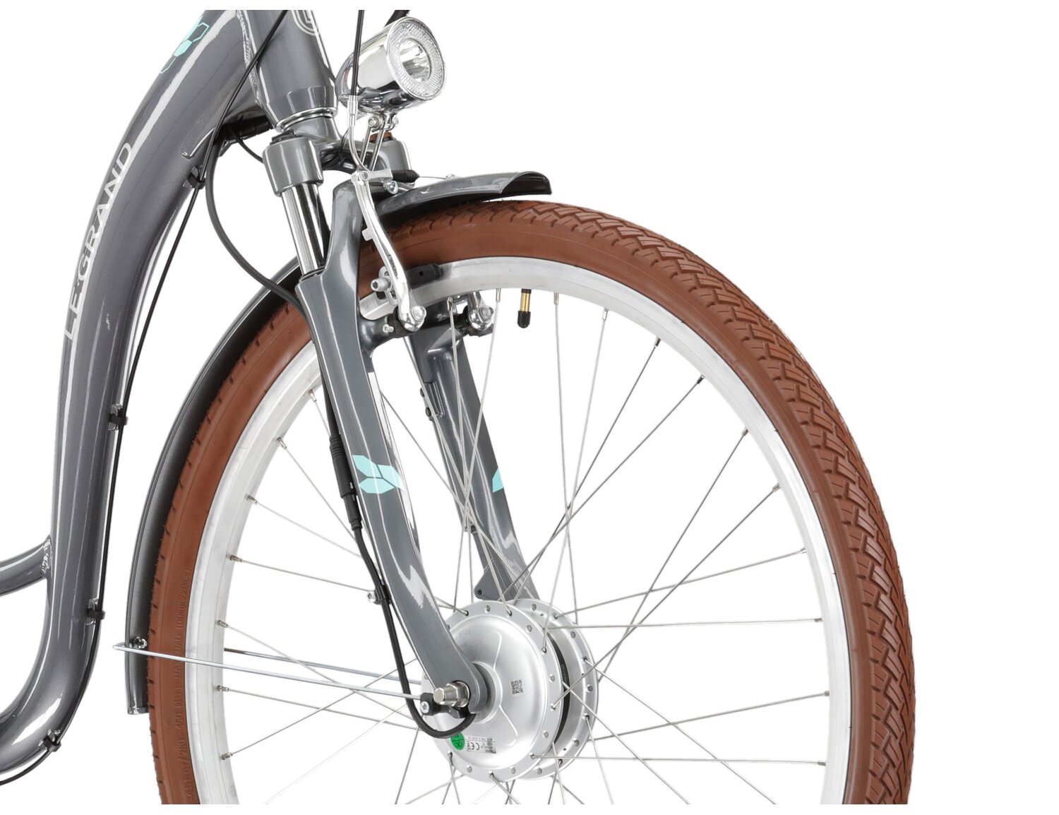 Przednie koło i silnik w piaście w elektrycznym rowerze miejskim Ebike City Le Grand Elille 1 450 Wh 