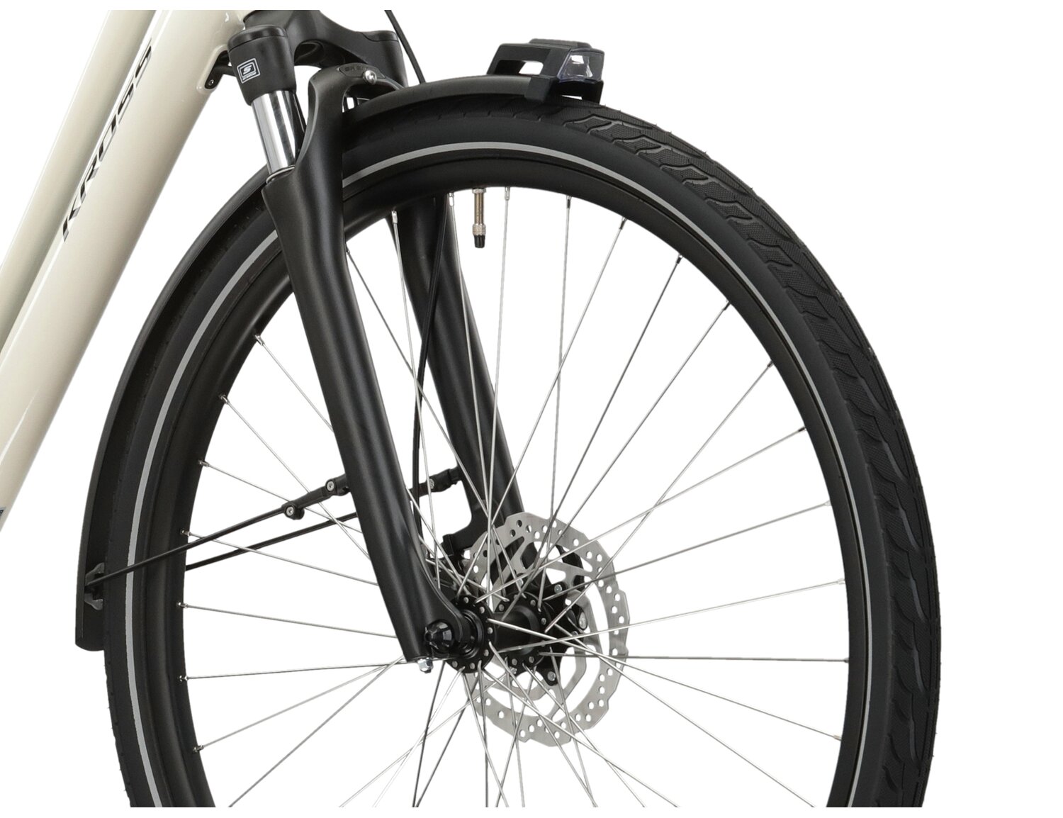 Aluminowa rama, amortyzowany widelec SR SUNTOUR NEX E25 o skoku 50mm oraz opony w elektrycznym rowerze miejskim Ebike City KROSS Sentio Hybrid 3.0 418 Wh UNI 