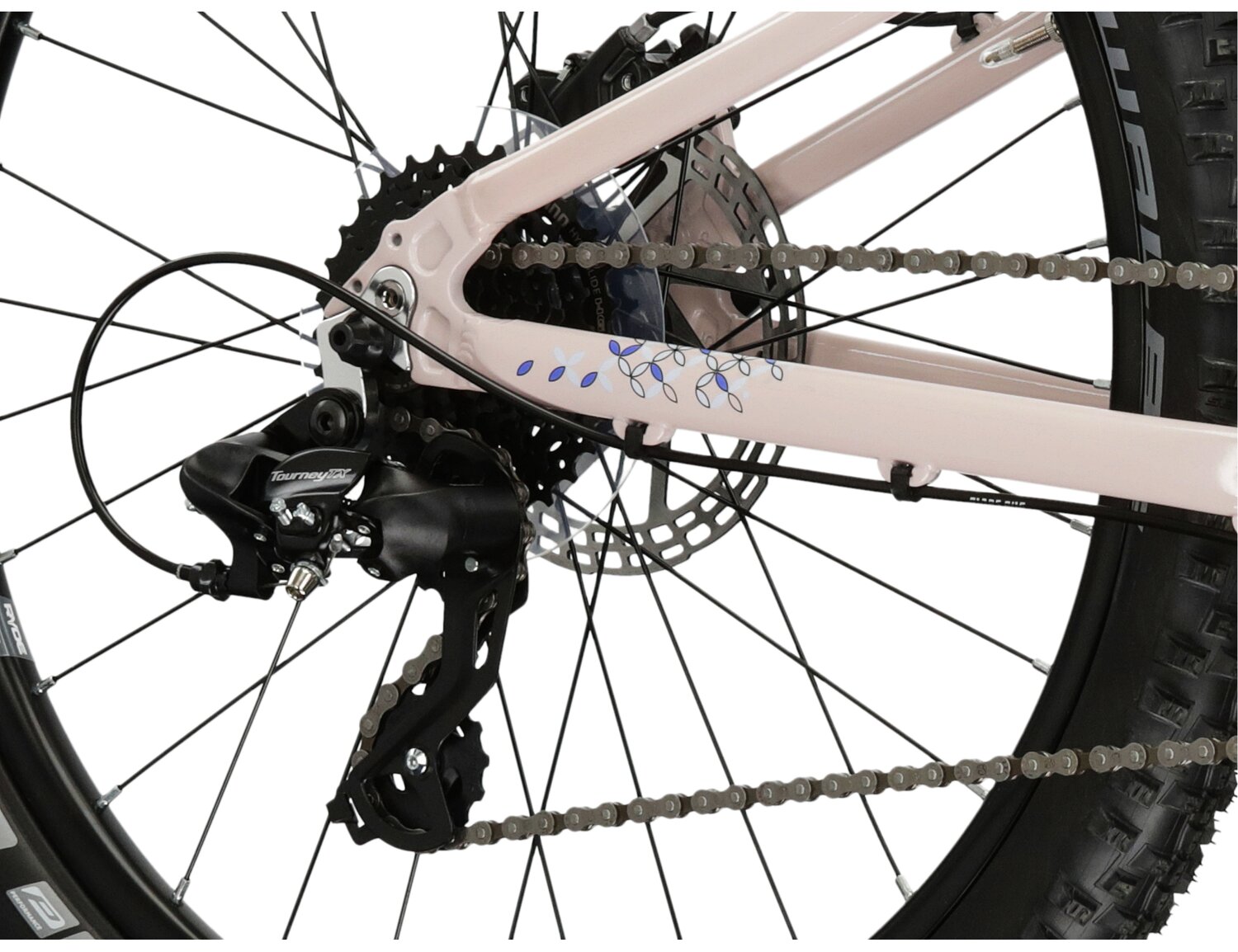  Tylna ośmiobiegowa przerzutka Shimano Tourney TX800 oraz hydrauliczne hamulce tarczowe w rowerze juniorskim KROSS Lea JR 2.0 