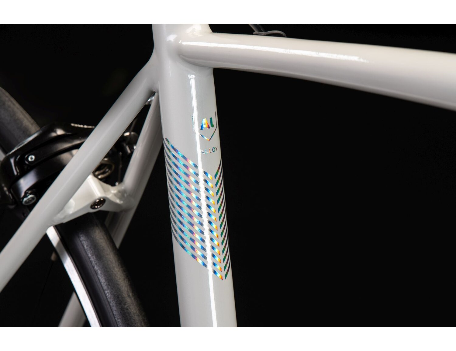  Aluminiowa rama oraz symbol aluminium w rowerze szosowym KROSS Vento 2.0 