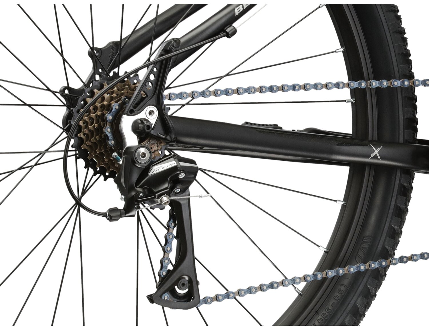  Tylna siedmiobiegowa przerzutka Shimano Acera M3020 oraz hamulce v-brake w rowerze juniorskim KROSS Berg JR 2.0 