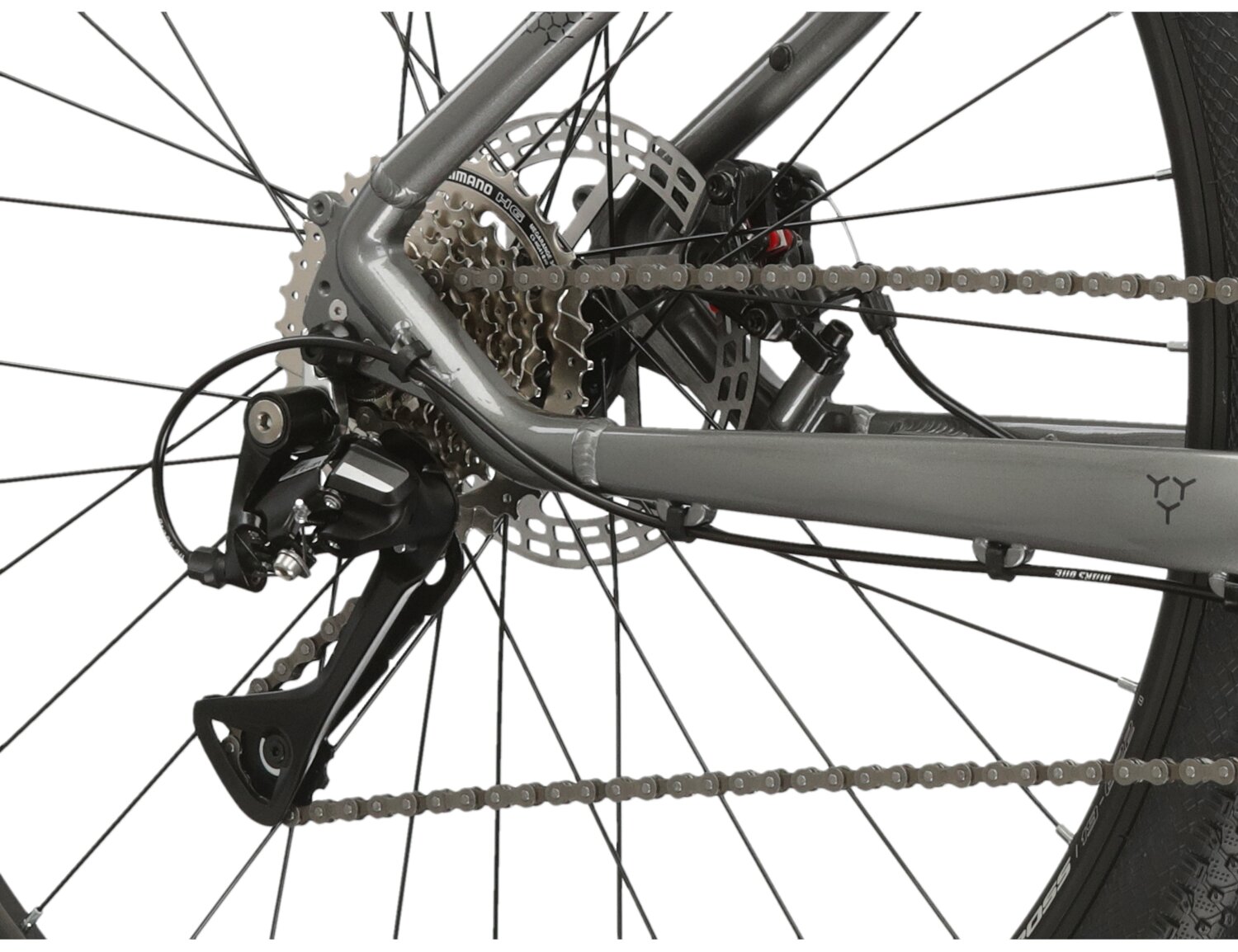  Tylna ośmiorzędowa przerzutka Shimano Acera M3020 oraz mechaniczne hamulce tarczowe w rowerze górskim MTB Kross Hexagon 3.0 
