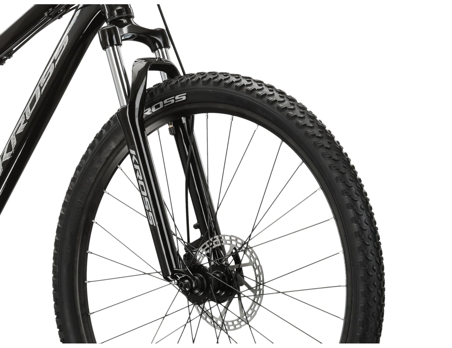  Aluminowa rama, amortyzowany widelec o skoku 80 mm oraz opony o szerokości 2,1 cala w rowerze juniorskim KROSS Berg JR 2.0 