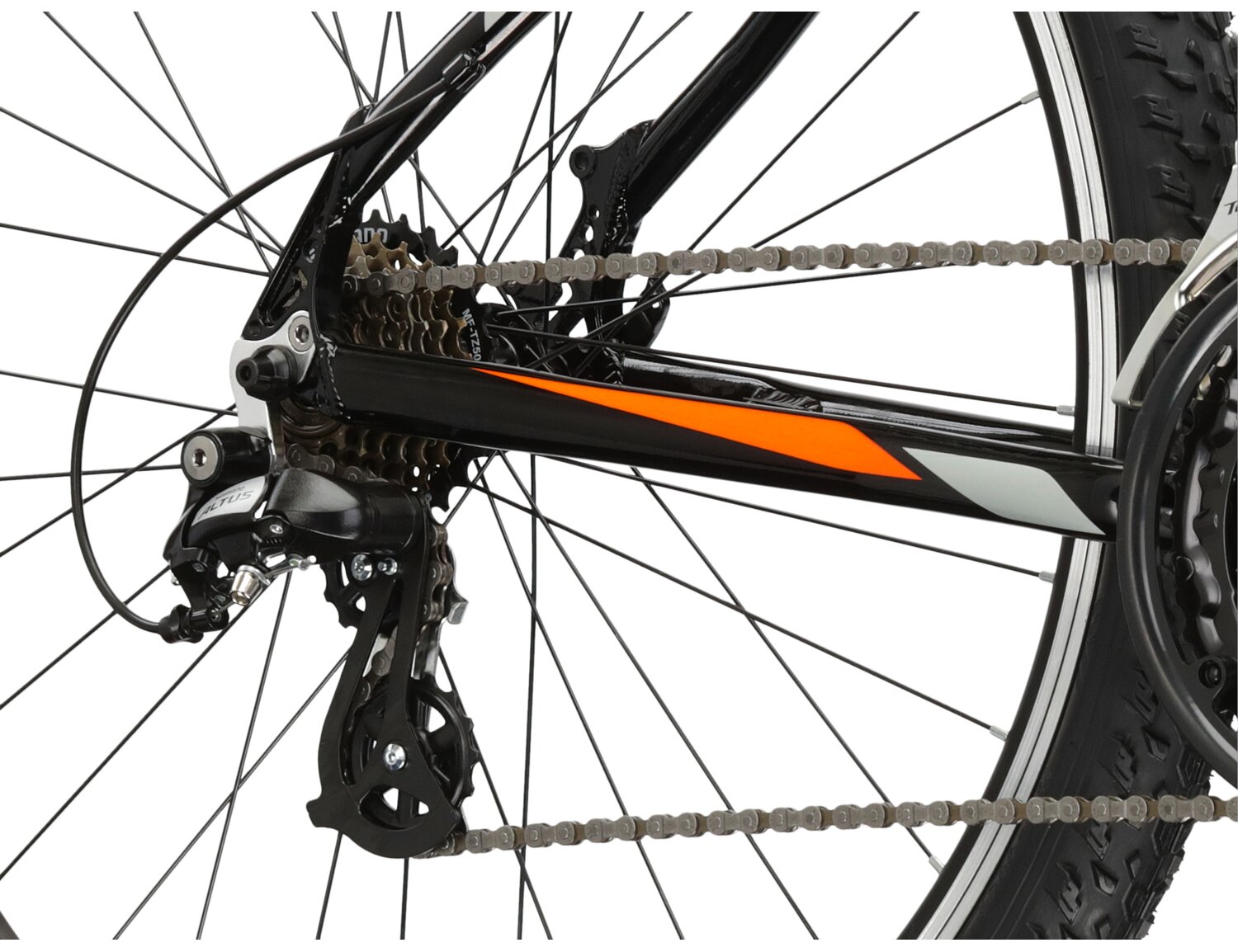 Tylna siedmiobiegowa przerzutka Shimano Altus M310 oraz hamulce v-brake w rowerze górskim MTB KROSS Hexagon 2.0 