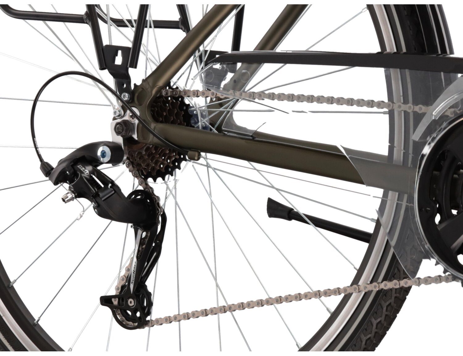  Tylna siedmiobiegowa przerzutka Sunrace RDM41 oraz hamulce v-brake w rowerze trekkingowym KROSS Trans 2.0 SR 